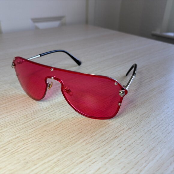 Futuristic Shield Sunglasses with Bold Red-Tinted Lens - Picture 5 of 7